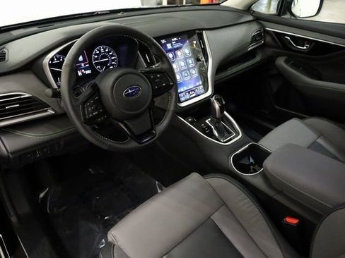 Used 2025 Subaru Outback Onyx Edition image 12