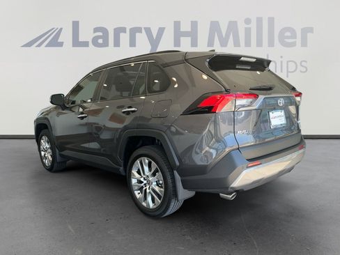 Used 2025 Toyota RAV4 Limited w/ Advanced Technology Package FWD image 3