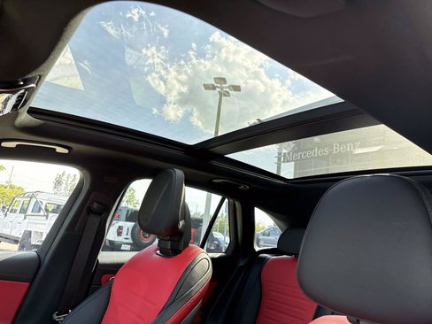 Certified 2024 Mercedes-Benz GLC 43 AMG 4MATIC image 23