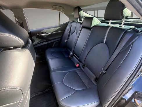 Used 2022 Toyota Camry XSE FWD image 22
