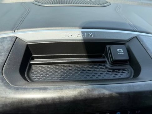 Certified 2022 RAM 1500 Big Horn AWD/4WD image 26