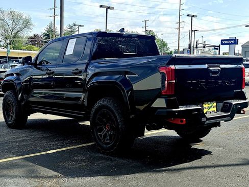 Used 2024 Toyota Tacoma TRD Pro AWD/4WD image 5