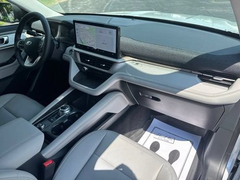 New 2026 Ford Explorer Active w/ Active Comfort Package AWD/4WD image 20