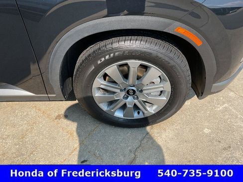 Used 2025 Hyundai Palisade SEL FWD image 13