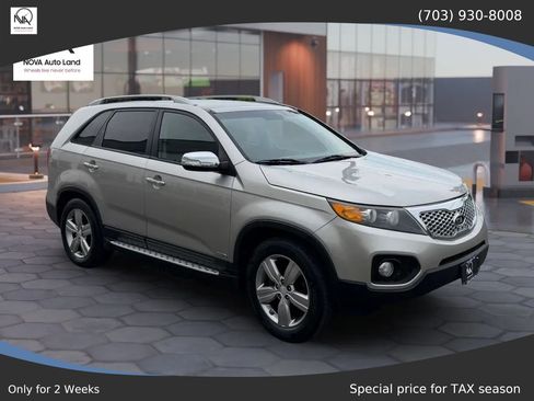 Used 2013 Kia Sorento EX w/ EX V6 Premium Pkg AWD/4WD image 1