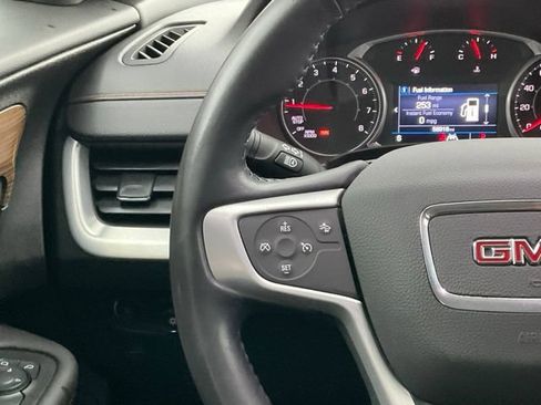 Used 2021 GMC Terrain SLE FWD image 18