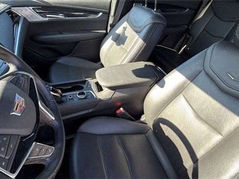 Certified 2025 Cadillac XT5 Premium Luxury image 20