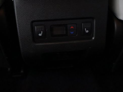 Used 2023 Mitsubishi Outlander SEL image 53