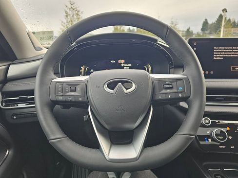 New 2026 INFINITI QX60 Luxe w/ Family Package image 34