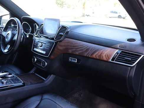 Used 2017 Mercedes-Benz GLS 450 4MATIC image 17