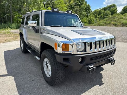 Used 2006 HUMMER H3 AWD/4WD image 3