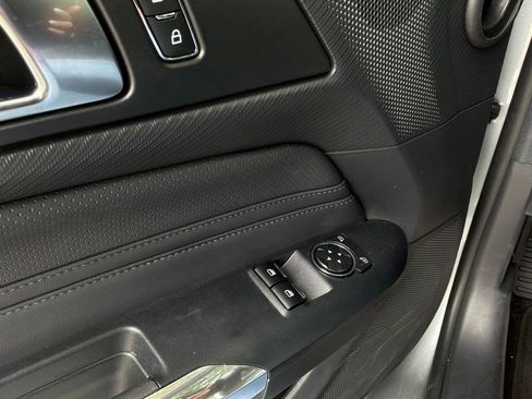 Used 2025 Ford Mustang GT Premium RWD image 17