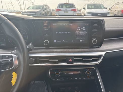 Used 2021 Kia K5 EX image 10
