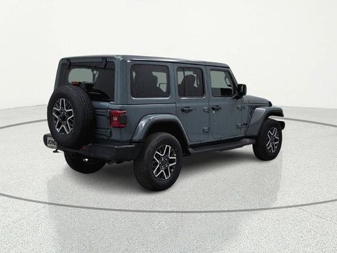 New 2026 Jeep Wrangler Unlimited Sahara AWD/4WD image 4