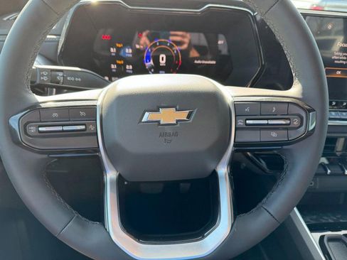 New 2024 Chevrolet Colorado LT w/ LT Convenience Package image 12