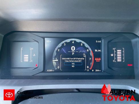 Certified 2025 Toyota Tacoma SR5 AWD/4WD image 33
