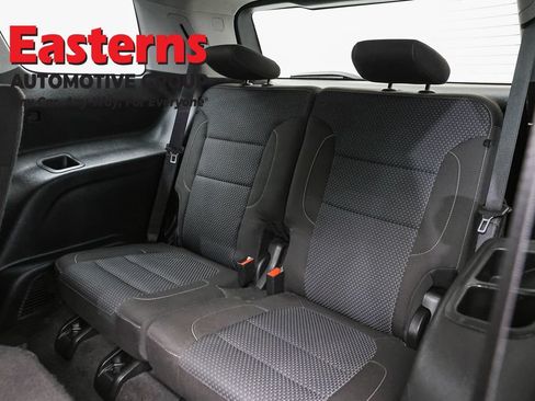 Used 2020 GMC Acadia SLE w/ Driver Convenience Package FWD image 27
