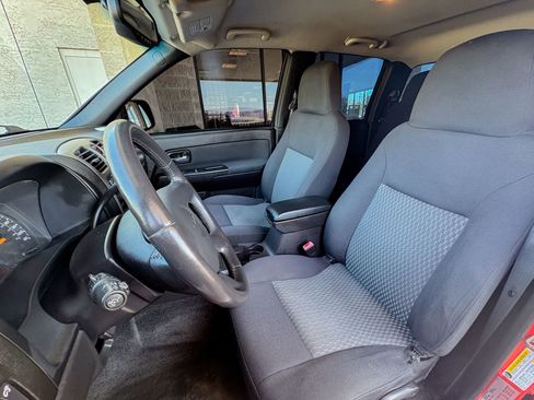 Used 2010 GMC Canyon SLE AWD/4WD image 19