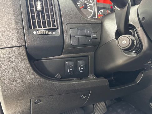 Used 2021 RAM ProMaster 1500 image 15