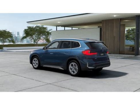 New 2026 BMW X1 xDrive28i AWD/4WD image 2