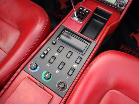 Used 1989 Ferrari Mondial T Cabriolet RWD image 12