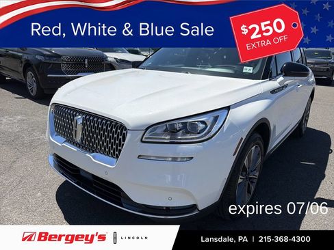 Certified 2022 Lincoln Corsair Reserve w/ Equipment Group 201A AWD/4WD image 1