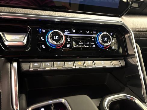 New 2026 GMC Sierra 1500 Denali w/ Denali Reserve Package image 36