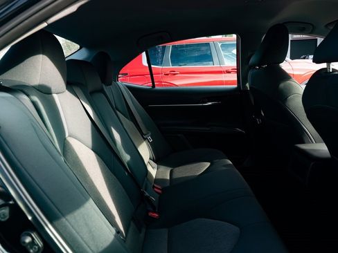 Used 2023 Toyota Camry LE image 22