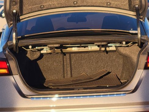 Used 2022 Nissan Altima 2.5 SR image 18