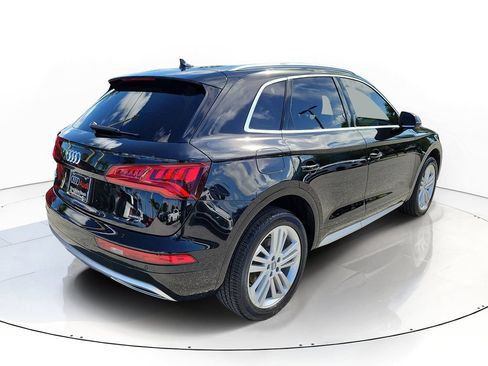 Used 2020 Audi Q5 2.0T Premium Plus w/ Premium Plus Package AWD/4WD image 4