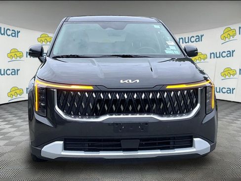 Used 2026 Kia Carnival LXS FWD image 2