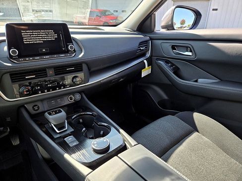 New 2026 Nissan Rogue SV image 14