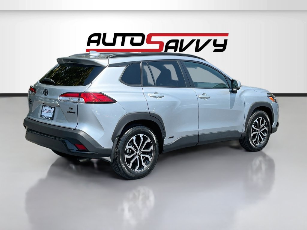 Used 2024 Toyota Corolla Cross AWD Hybrid image 7