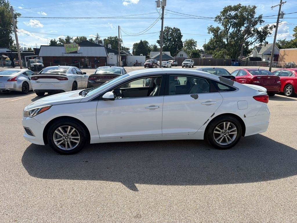 Used 2017 Hyundai Sonata SE FWD image 5