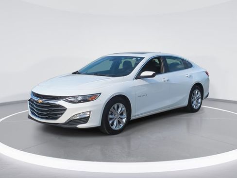 Used 2024 Chevrolet Malibu LT FWD image 1
