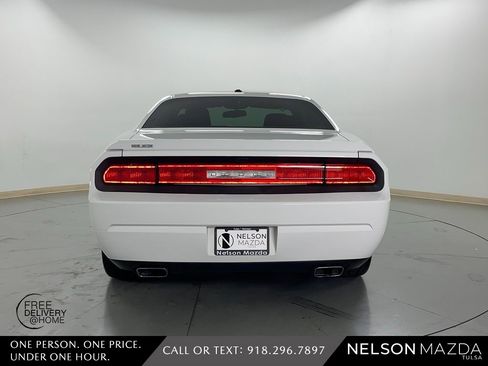 Used 2013 Dodge Challenger R/T image 7