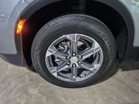 Certified 2025 Chevrolet Blazer LT AWD/4WD image 31