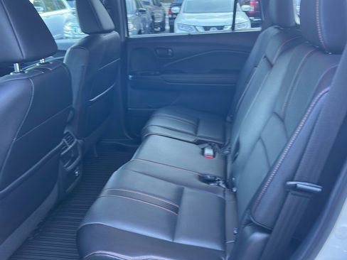 Used 2022 Honda Passport TrailSport image 16