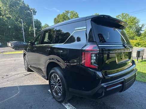 Used 2026 Nissan Armada Platinum AWD/4WD image 7