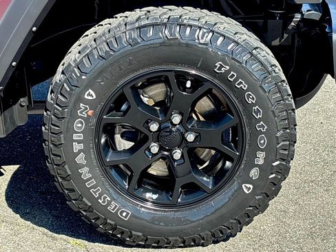 Used 2022 Jeep Wrangler Willys image 29