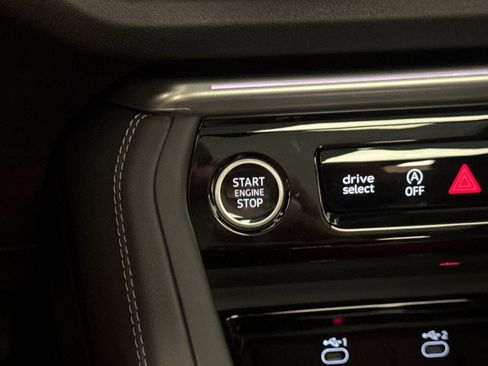 Certified 2025 Audi Q5 Premium Plus w/ Premium Plus image 23