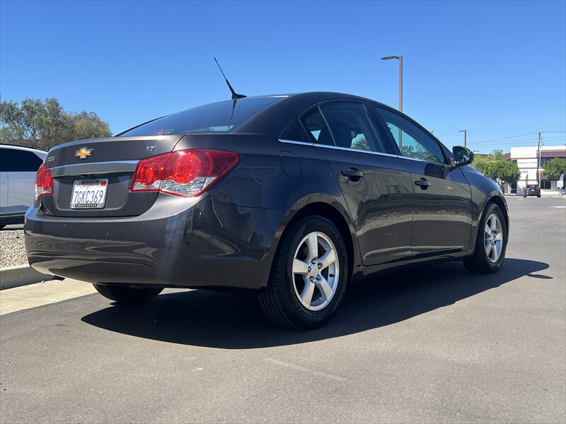 Used 2014 Chevrolet Cruze LT FWD image 5