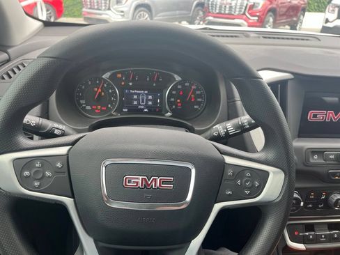 Certified 2024 GMC Terrain SLE w/ Driver Convenience Package FWD image 13