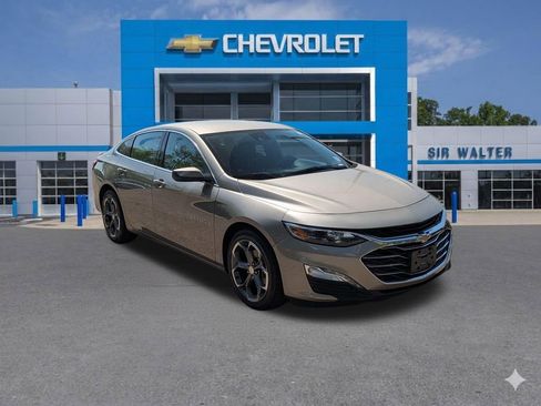 Used 2024 Chevrolet Malibu LT image 8