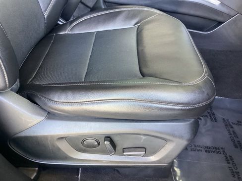 Used 2022 Ford Explorer Limited RWD image 19