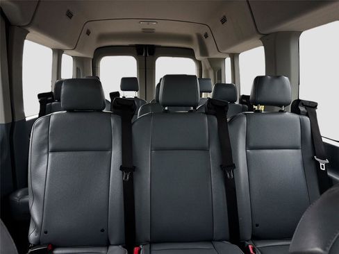 Used 2019 Ford Transit 350 XL image 22