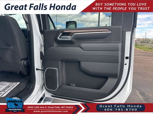 Used 2025 Chevrolet Silverado 2500 LT AWD/4WD image 24