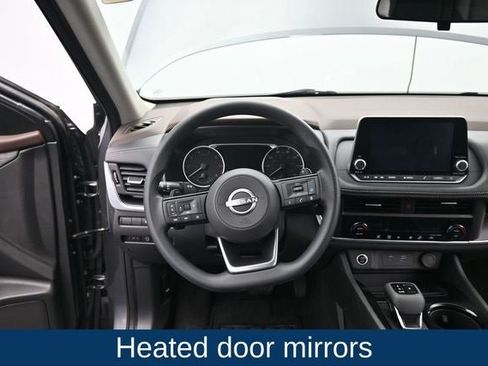 Used 2023 Nissan Rogue SV AWD/4WD image 17