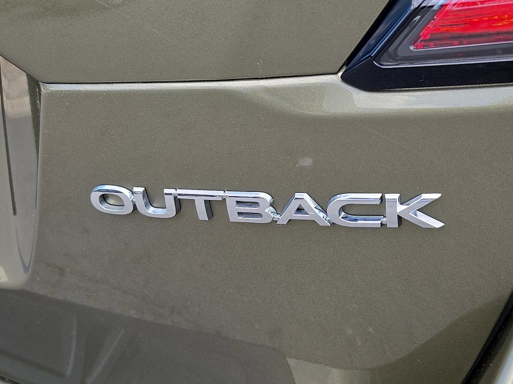 Used 2025 Subaru Outback Limited AWD/4WD image 33
