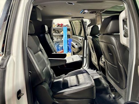 Used 2015 GMC Yukon XL Denali w/ Open Road Package image 9